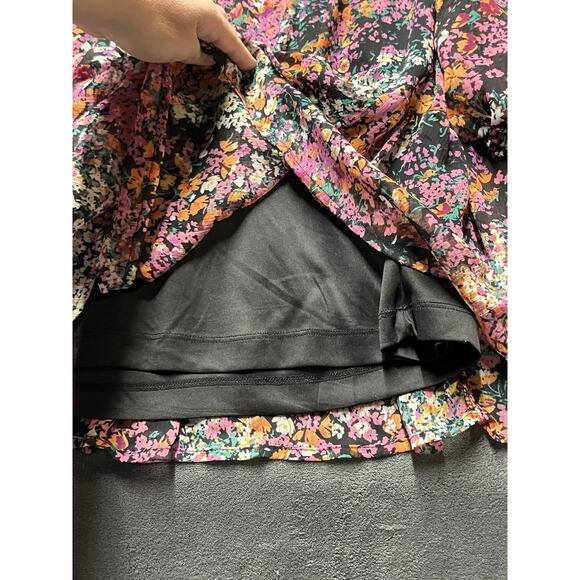 Vince Camuto Dress Woman’s Sz XS Multicolor Floral Lightweight Three Tier Mini - Picture 7 of 13
